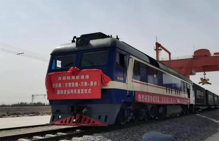 202511241763954263542680.jpg 5256bc463e62822eb00e92e5632aaecf.jpg